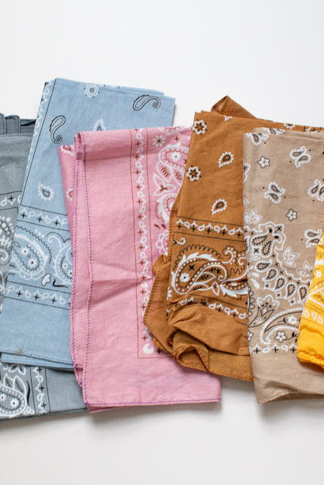 Cotton Paisley Bandana Square Fashion Accessory Traditional Pattern Style Neck Wrap Head Cover Party Favors for Weddings Celebration Gift Bachelorette Event Essential Multiple Color Options Versatile Fashion Piece Boho Style Accessory Group